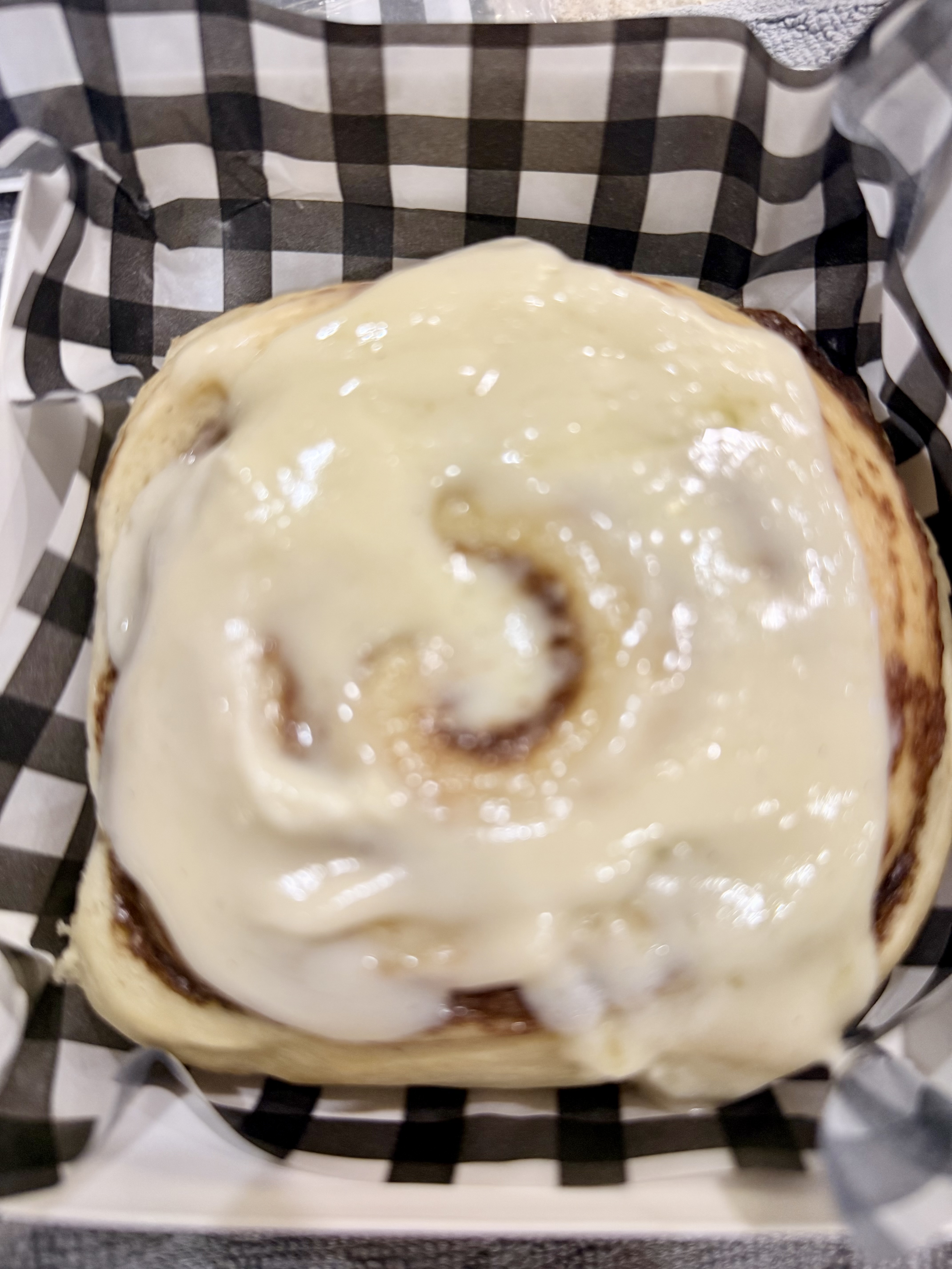 Porch Light Cinnamon Swirls